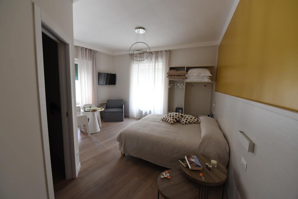 מטרה Nicola'S Luxury Rooms מראה חיצוני תמונה
