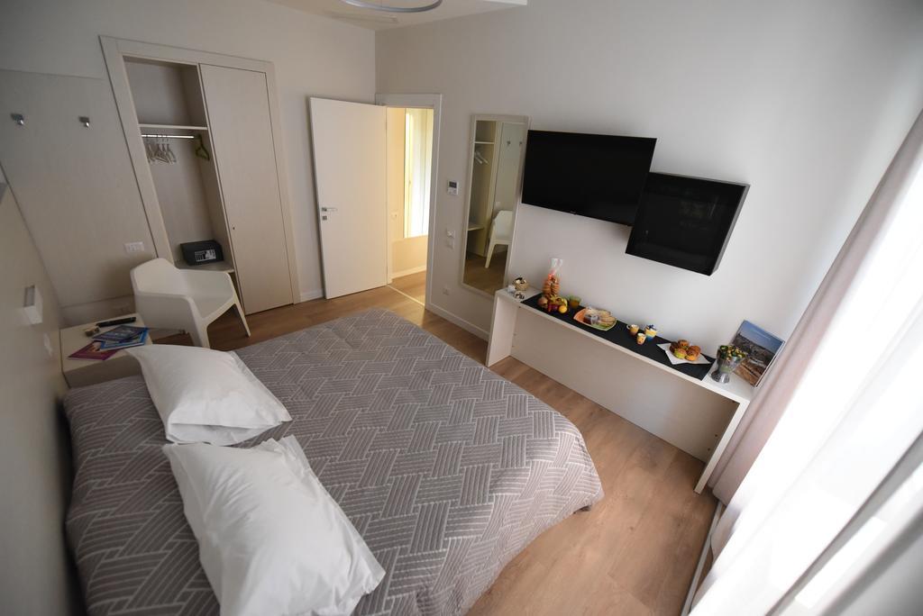 מטרה Nicola'S Luxury Rooms מראה חיצוני תמונה